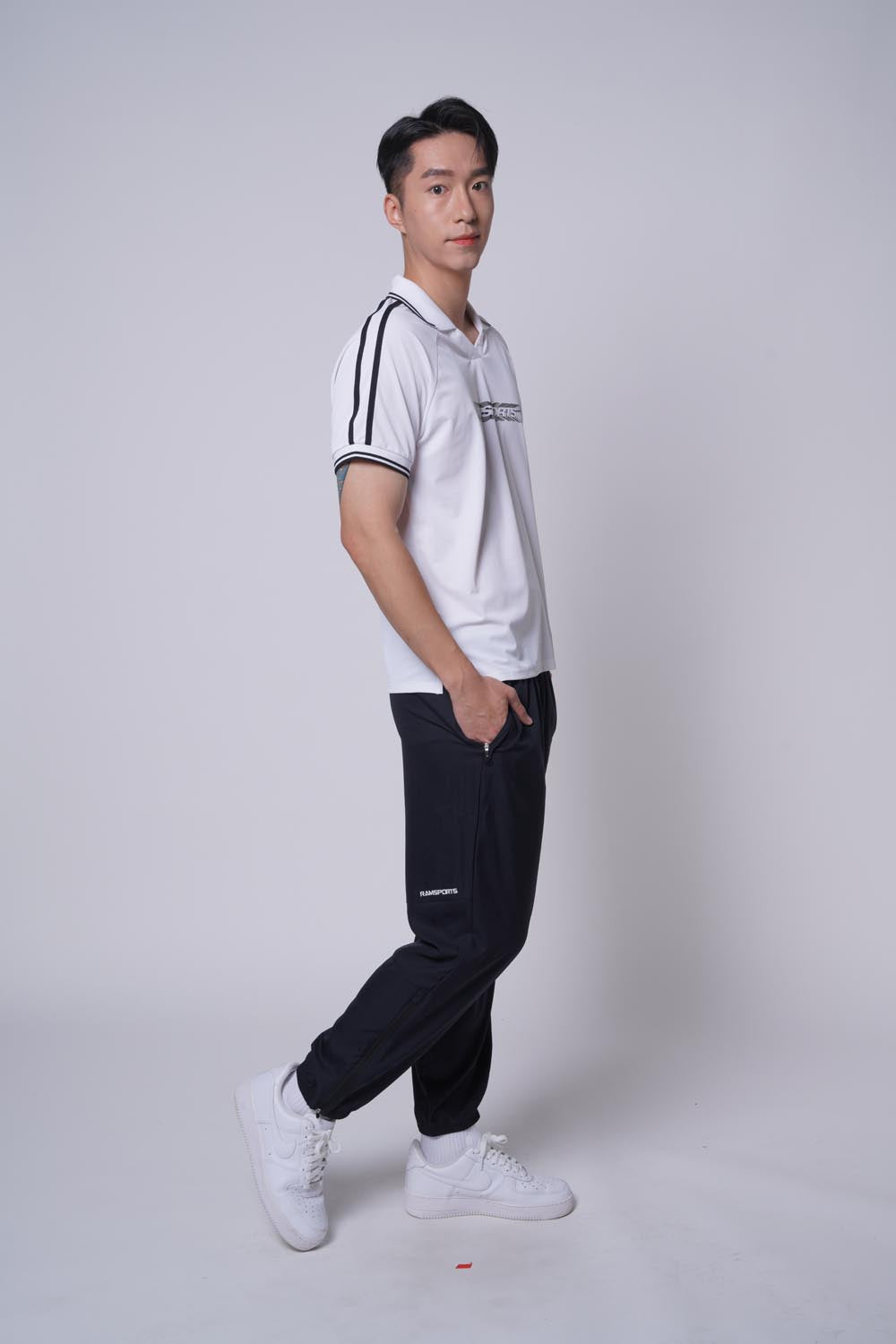 Court Shield Tapered Jogger