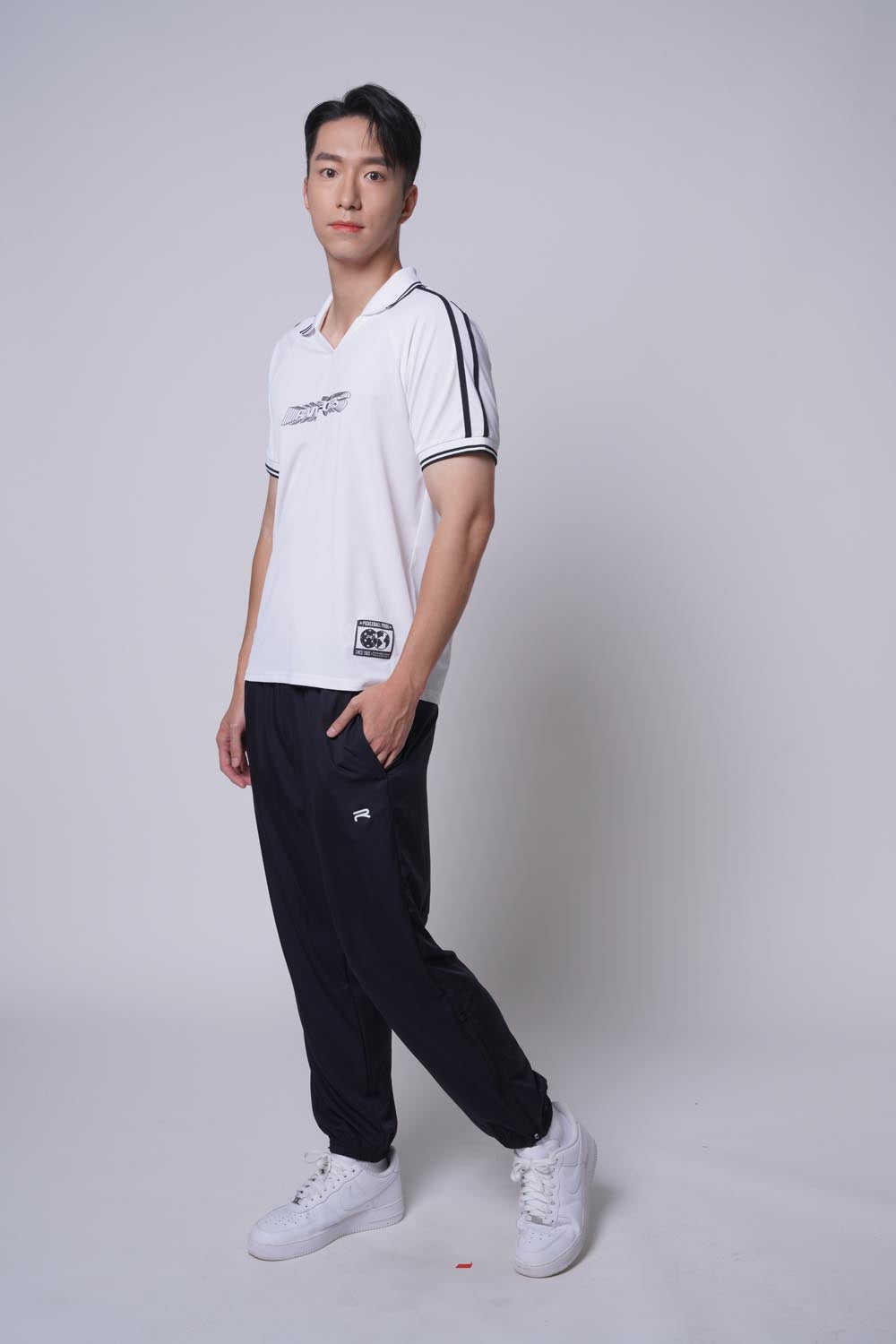 Court Shield Tapered Jogger