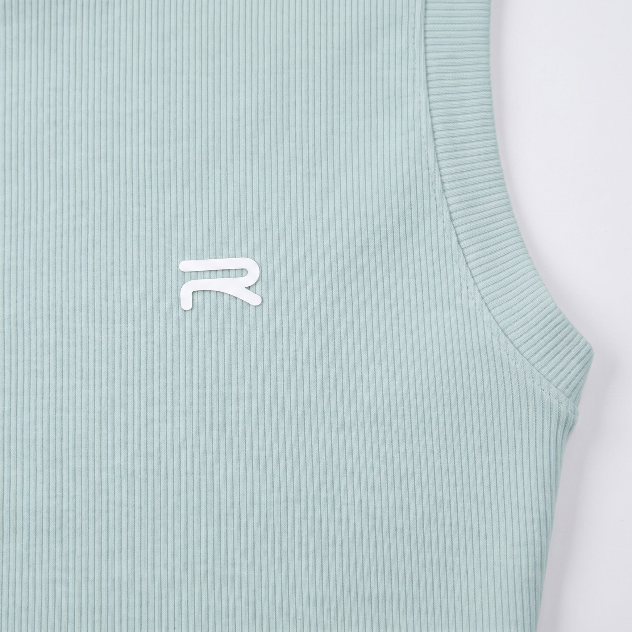Club Court Tank